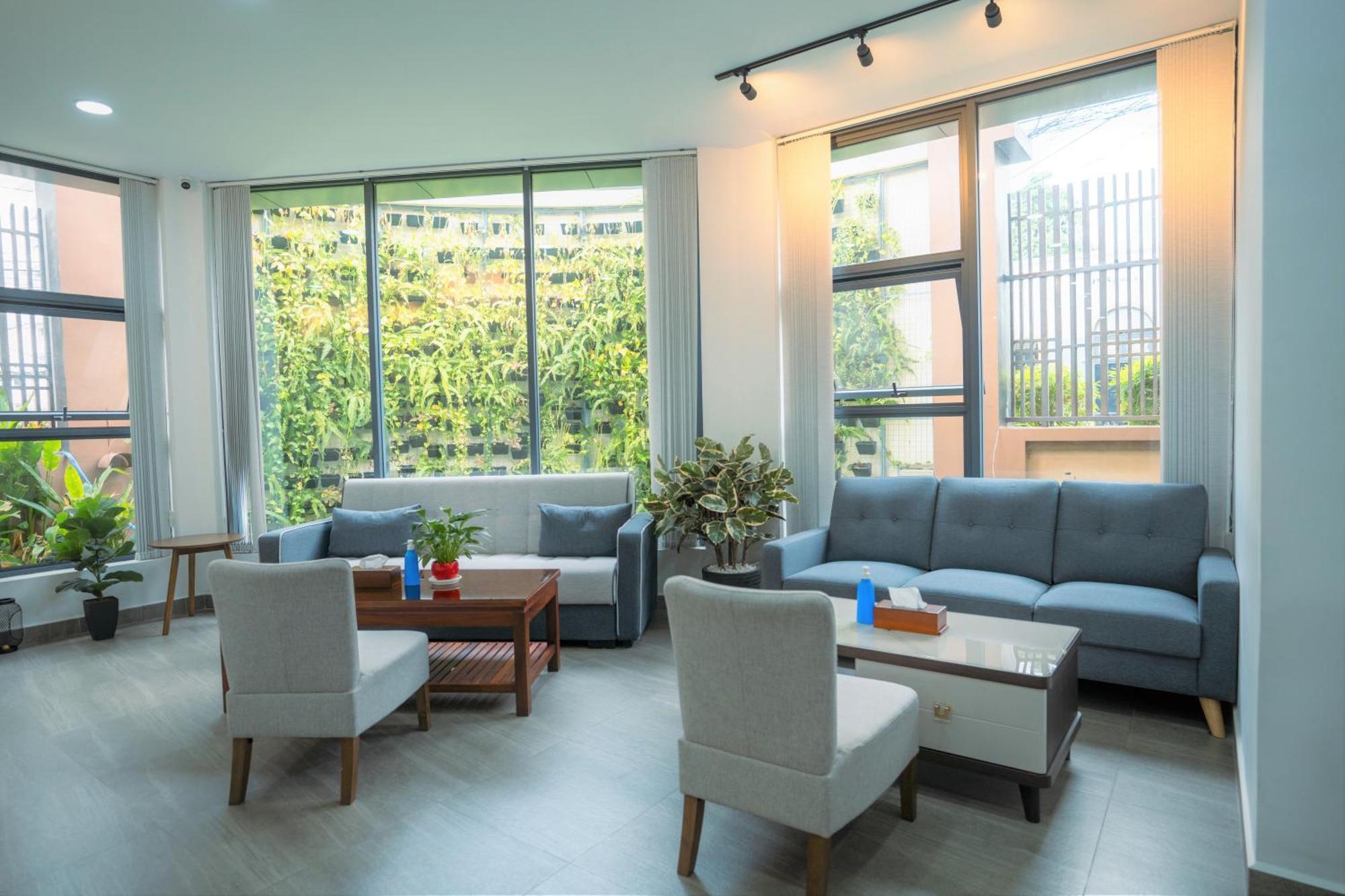 פנום פן Hamptons Apartments מראה חיצוני תמונה