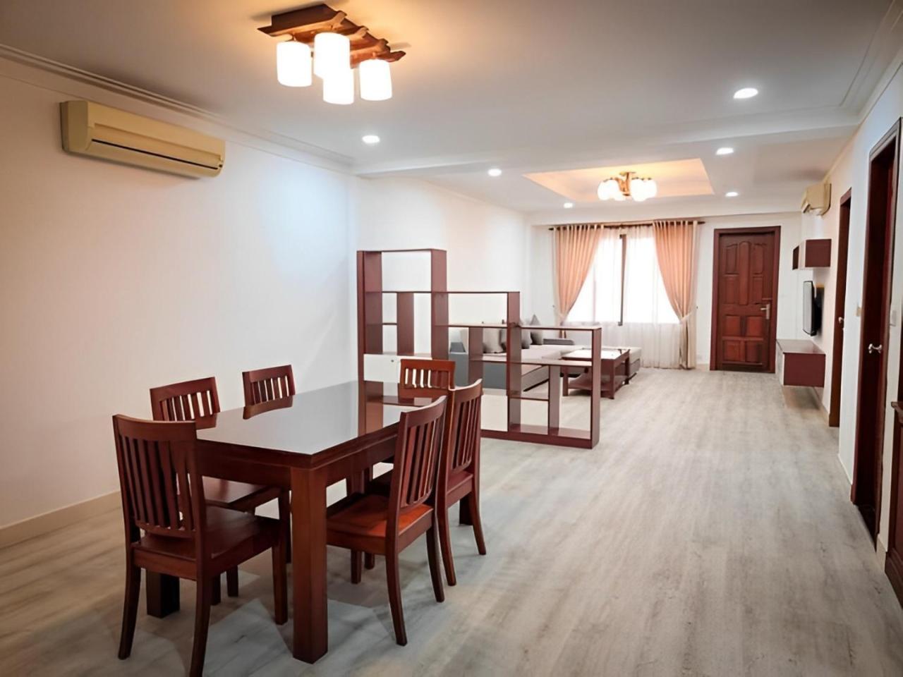 פנום פן Hamptons Apartments מראה חיצוני תמונה