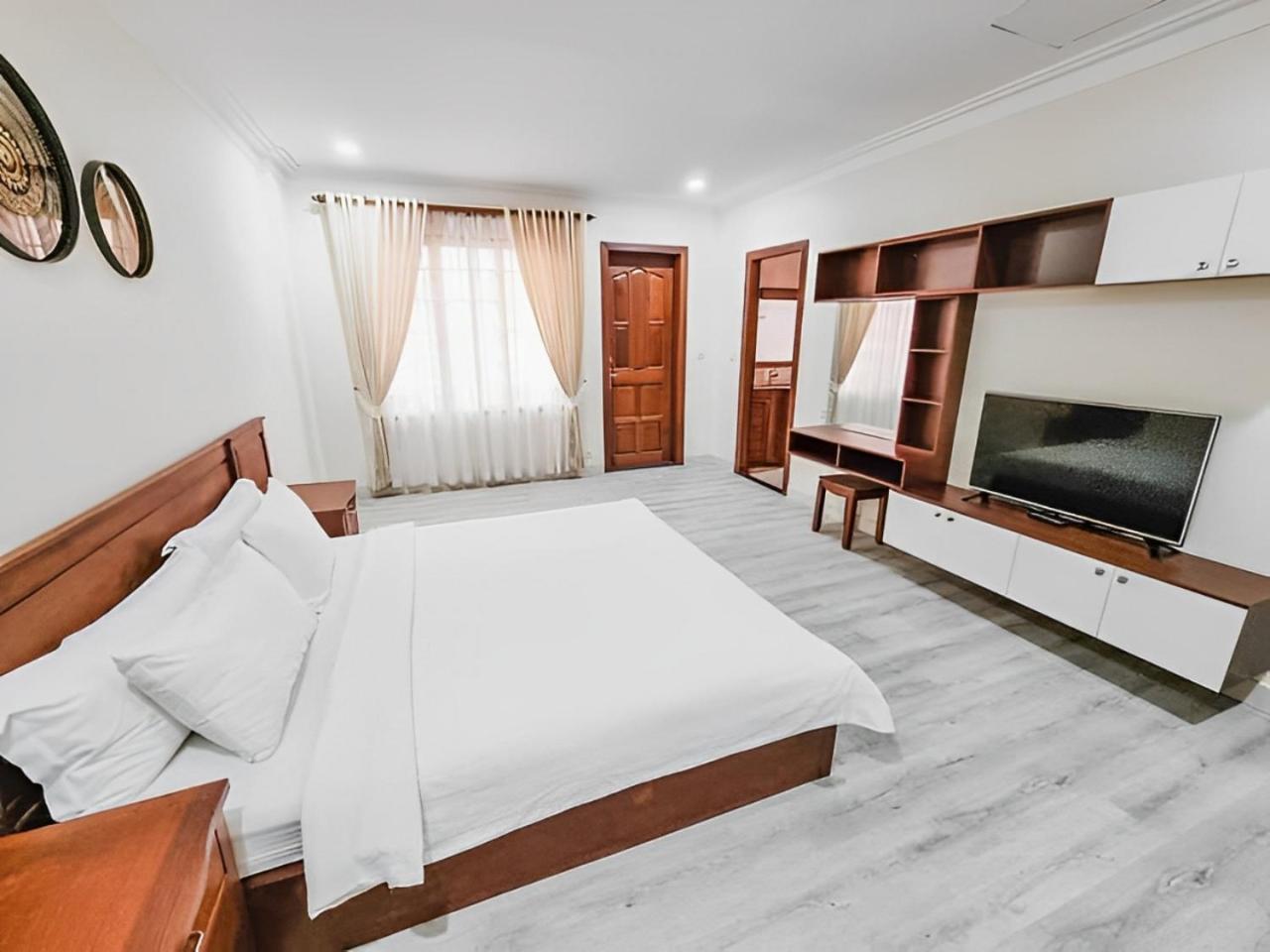 פנום פן Hamptons Apartments מראה חיצוני תמונה