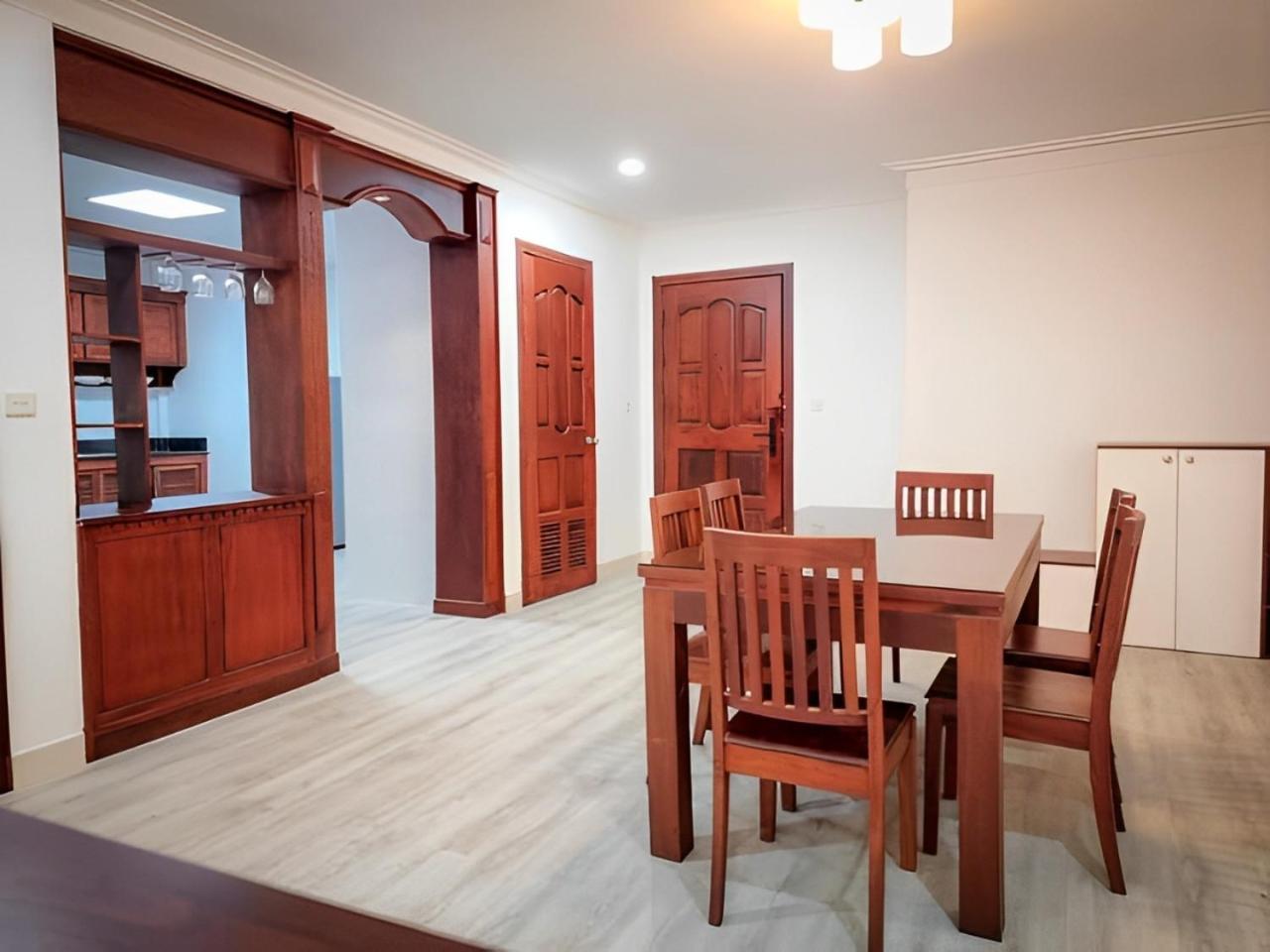 פנום פן Hamptons Apartments מראה חיצוני תמונה