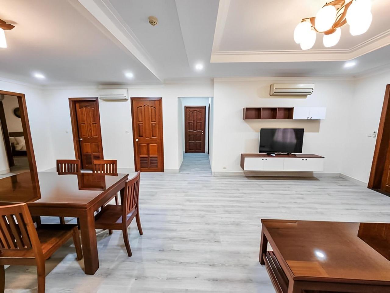 פנום פן Hamptons Apartments מראה חיצוני תמונה