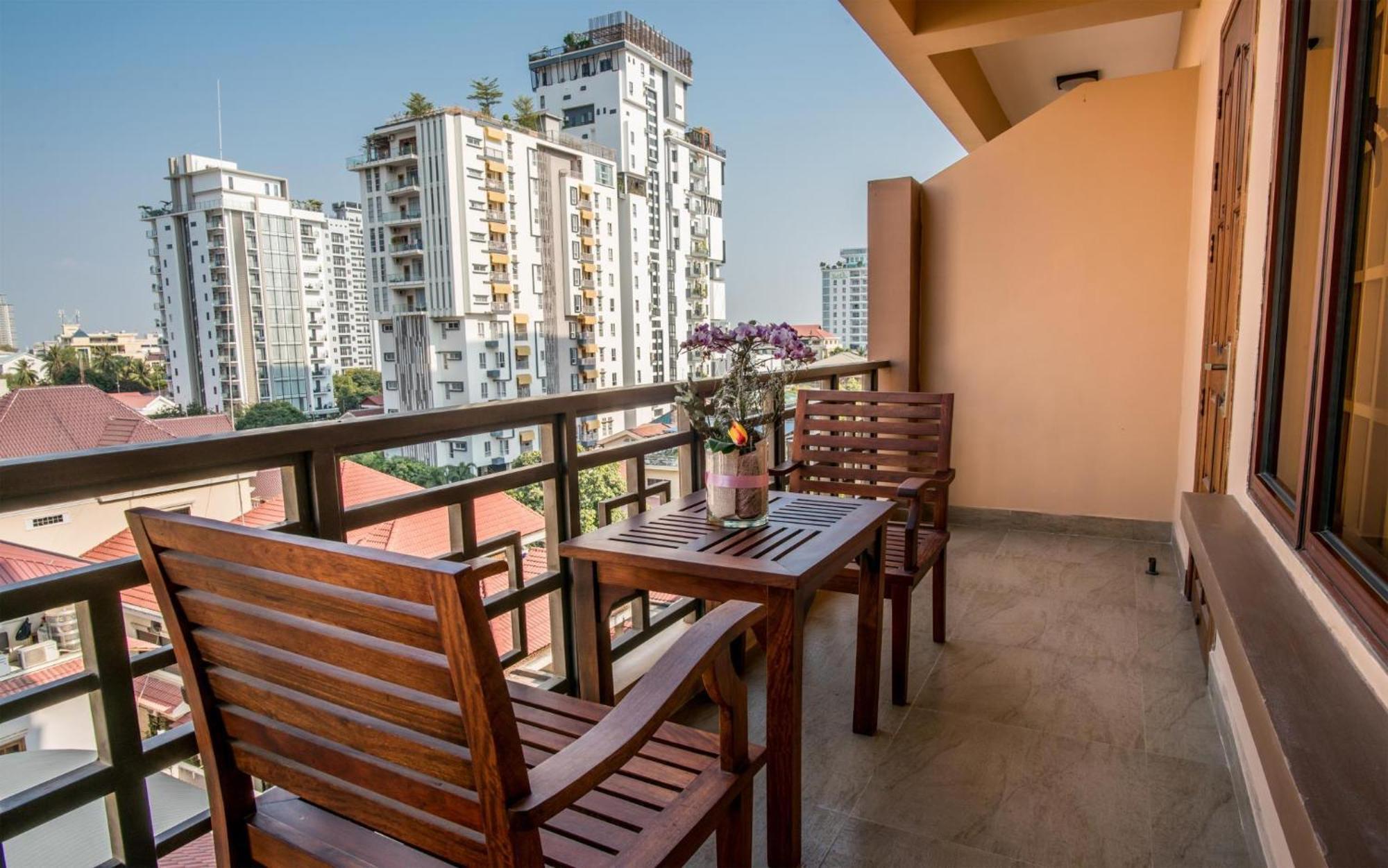 פנום פן Hamptons Apartments מראה חיצוני תמונה